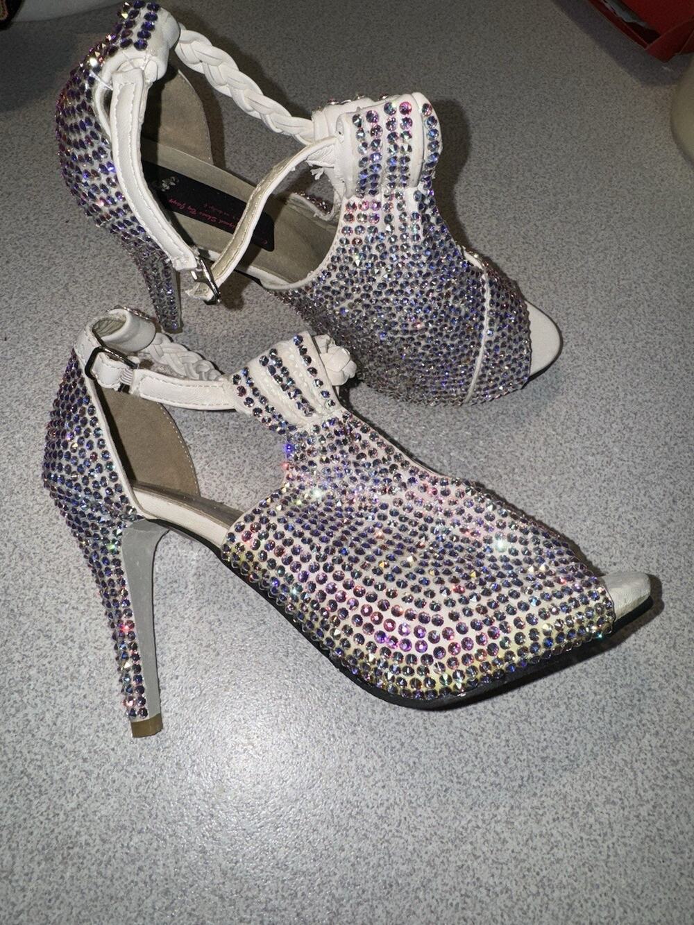 Silver Slippers Studded Jeweled Custom Design Heels Women’s Size 38 4” Heel 7.5